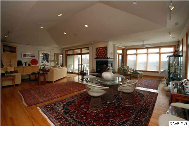 491 EDNAM CIR