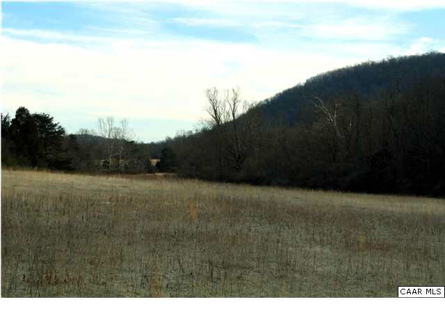 1 MONACAN TRAIL RD