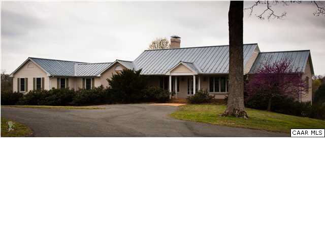 3612 ROLLING RD