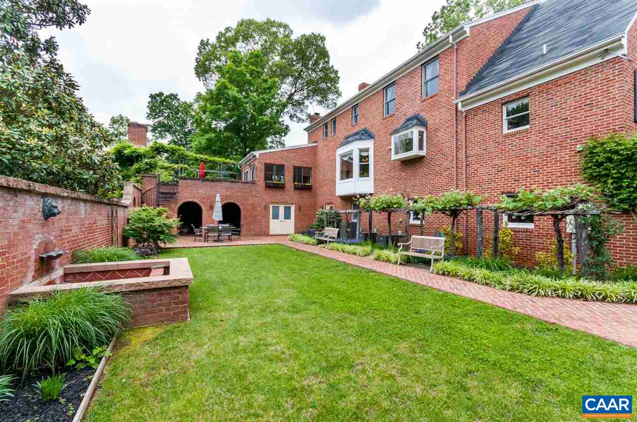 145 IVY RIDGE RD