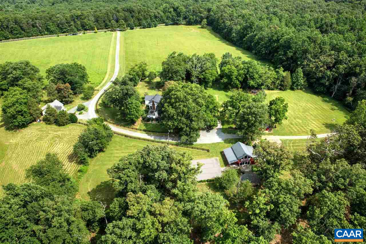 135 QUANDARY FARM