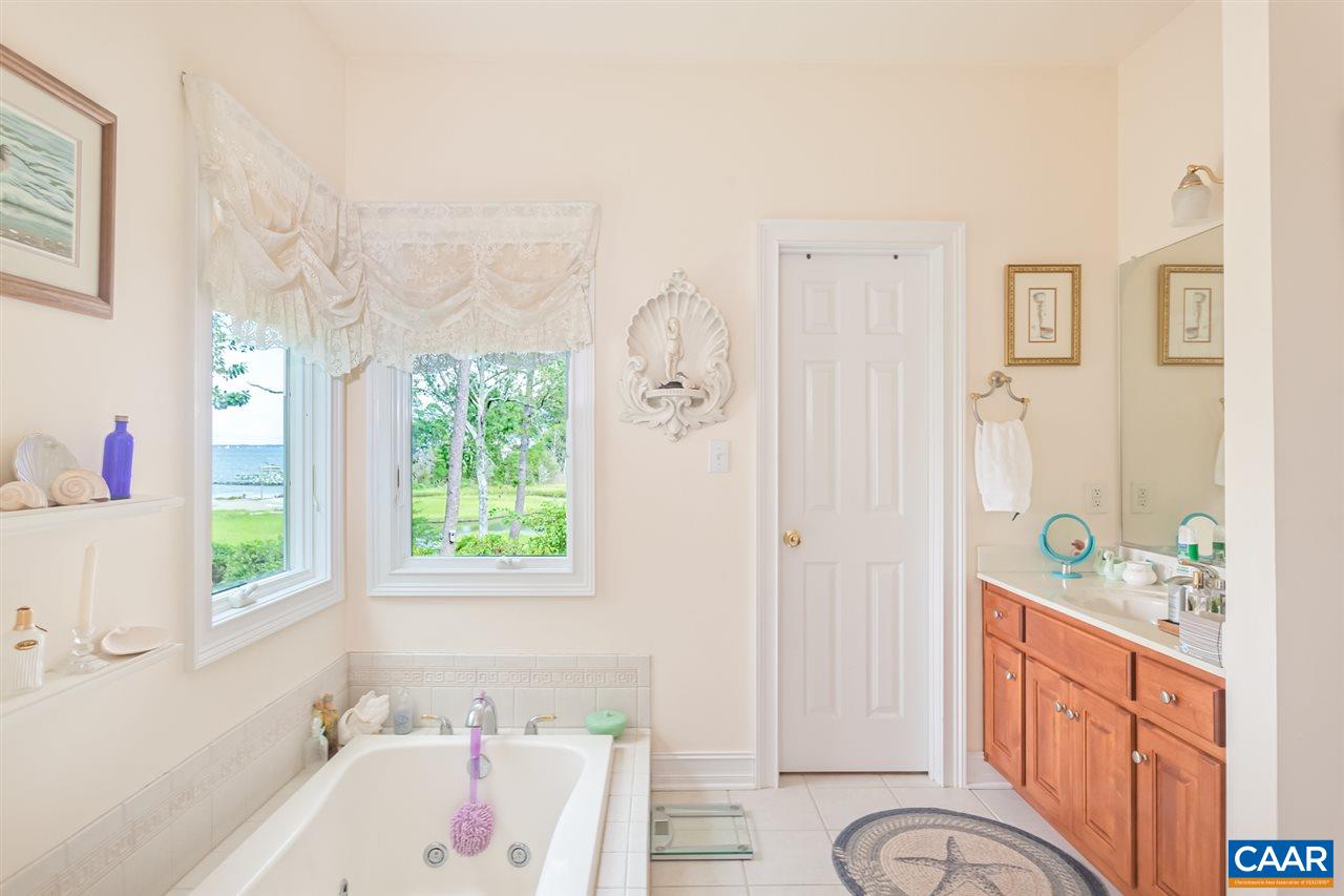 Jim & Pat Carter Real Estate - Chesapeake Bay » residential