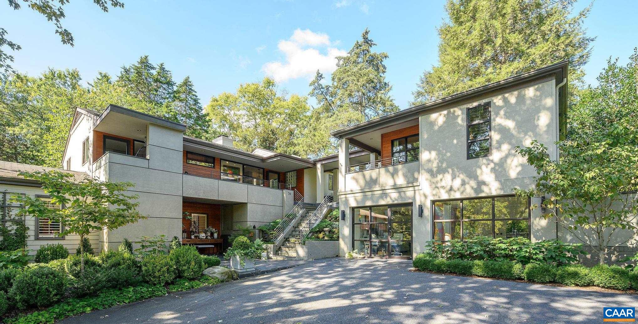 38 CANTERBURY RD