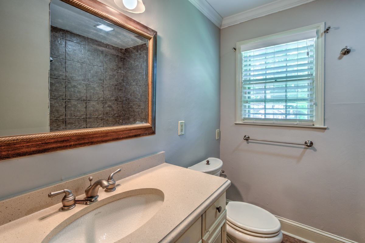 282 N HIGHLAND ST, Memphis, TN 38111 US Memphis Home for CryeLeike