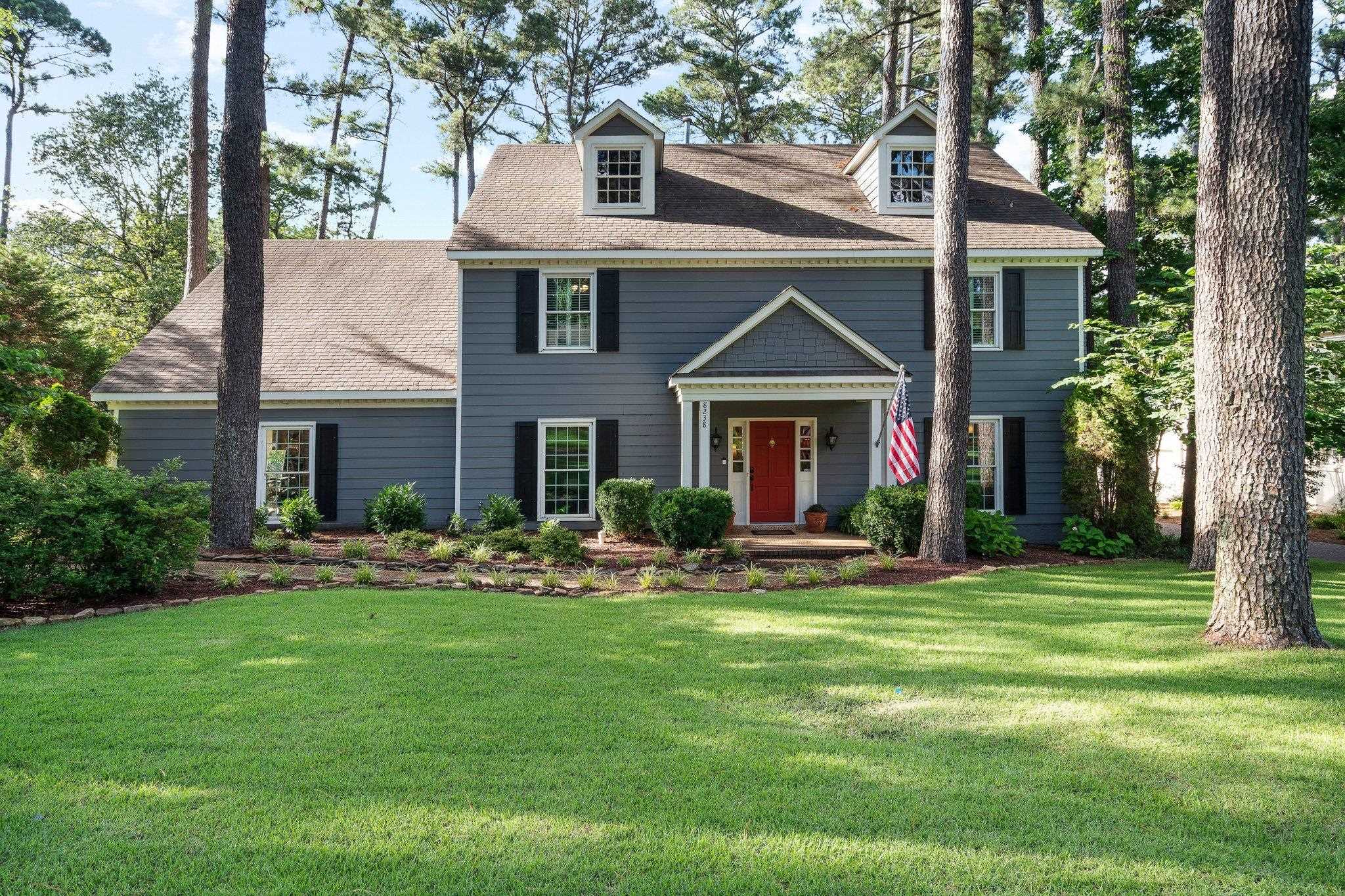 8238 BRYN MANOR LN
