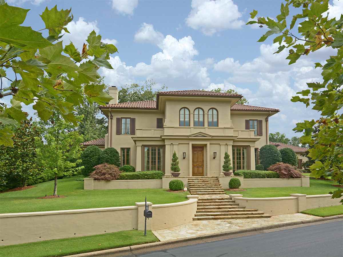 East Memphis Luxury Homes for Sale