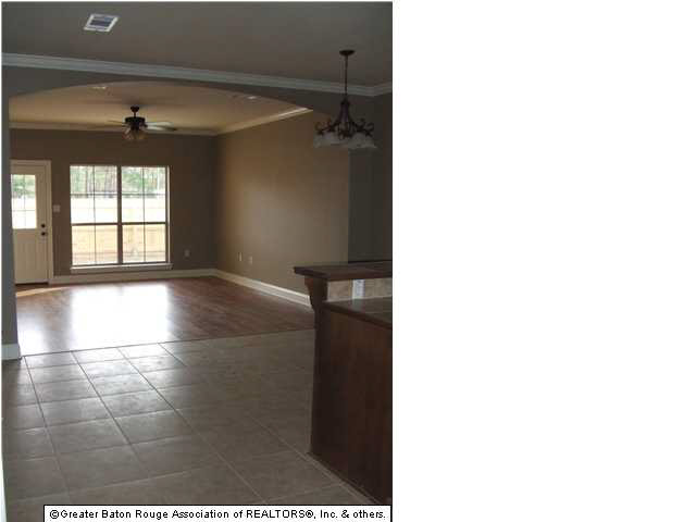 Homes for sale in Denham Springs, LA | 11362 Palmetto Lake Ave, Denham Springs, LA 70726 | MLS# BR2008199499