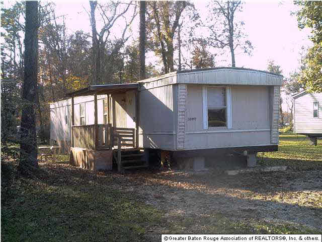 Homes for sale in Denham Springs, LA | 30997 Goldenrod St, Denham Springs, LA 70726 | MLS# BR200917597