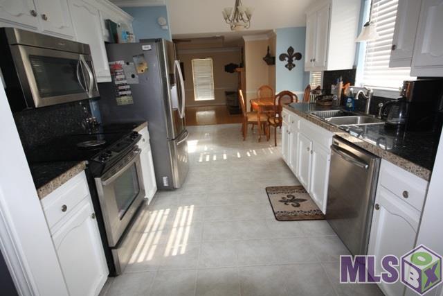 Homes for sale in Denham Springs, LA | 7367 Cherrydale Dr, Denham Springs, LA 70706 | MLS# BR2015012171