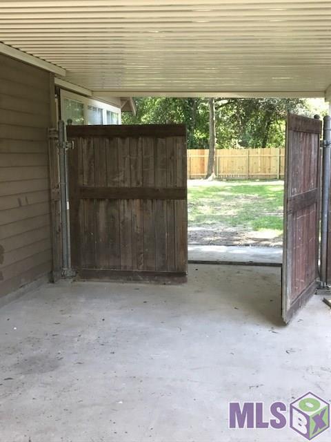 Homes for sale in Denham Springs, LA | 1112 Don Ave, Denham Springs, LA 70726 | MLS# BR2018003295