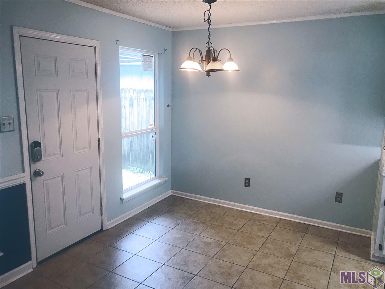 Homes for sale in Denham Springs, LA | 30462 Fairway View Dr, Denham Springs, LA 70726 | MLS# BR2018011307