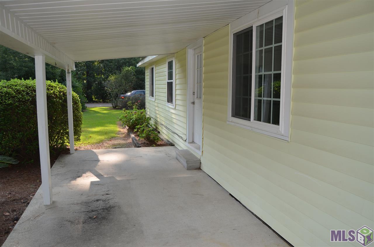 Homes for sale in Denham Springs, LA | 34478 Pinetree Dr, Denham Springs, LA 70706 | MLS# BR2018014634