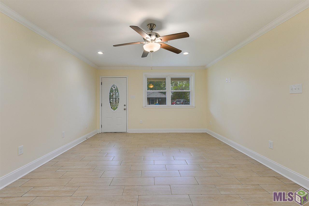 Homes for sale in Denham Springs, LA | 2254 Carolyn Ave, Denham Springs, LA 70726 | MLS# BR2019005082