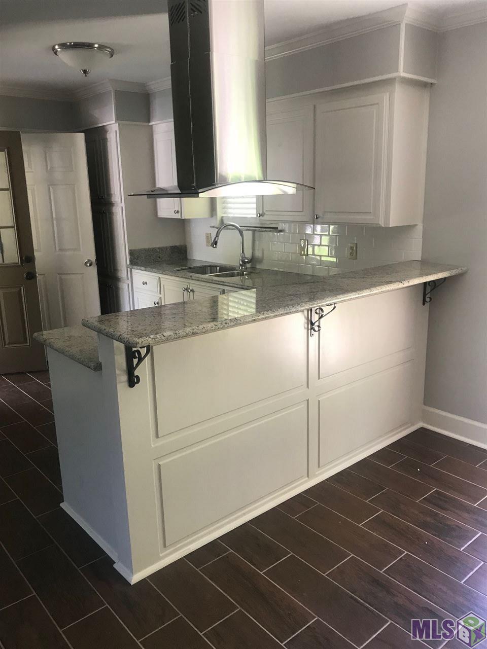 Homes for sale in Baton Rouge, LA | 5944 D'Juanna Dr, Baton Rouge, LA 70811 | MLS# BR2019007871