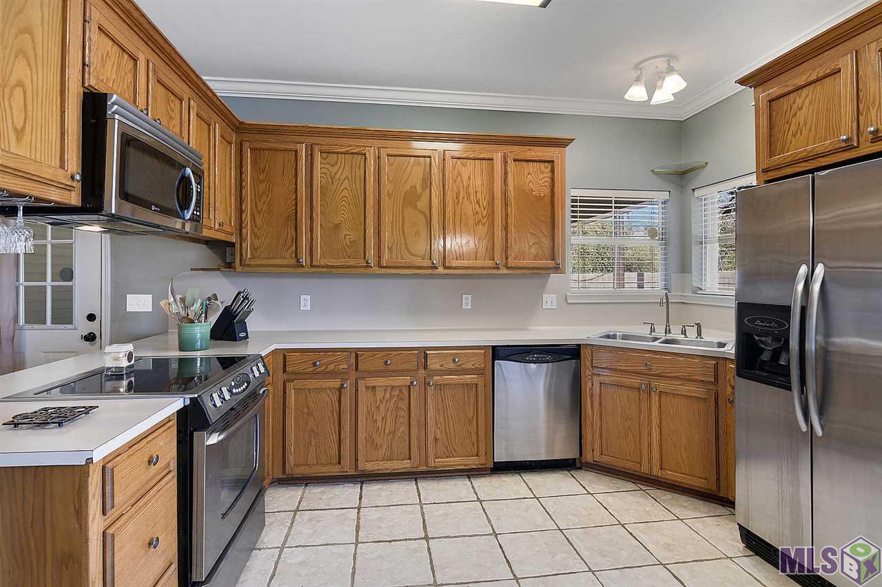 Homes for sale in Baton Rouge, LA | 17623 Brookfield Ave, Baton Rouge, LA 70817 | MLS# BR2020000493