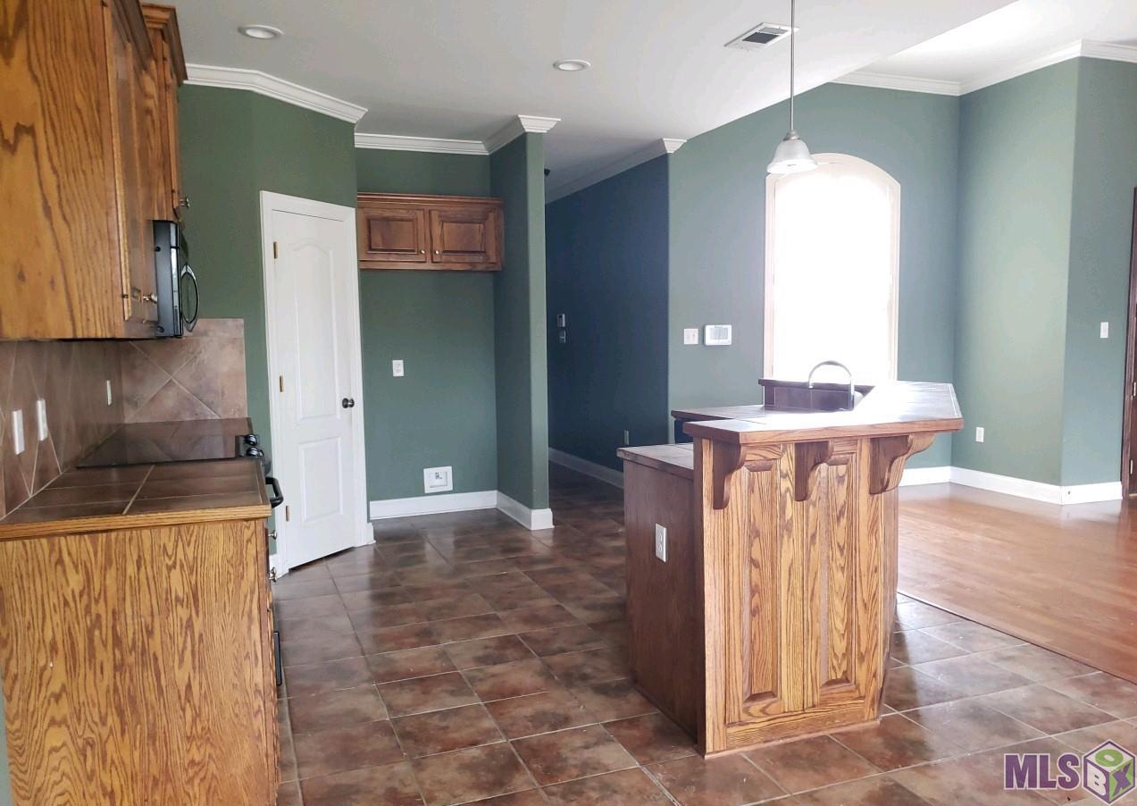 Homes for sale in Denham Springs, LA | 10191 Chanel Dr, Denham Springs, LA 70706 | MLS# BR2020001754