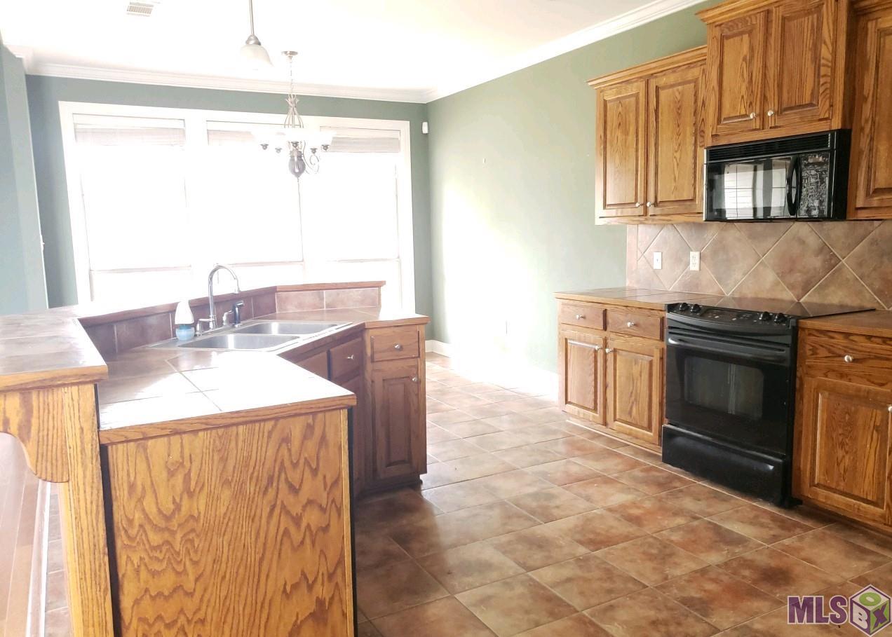 Homes for sale in Denham Springs, LA | 10191 Chanel Dr, Denham Springs, LA 70706 | MLS# BR2020001754