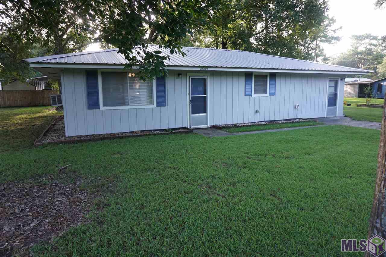 Homes for sale in Denham Springs, LA | 34309 Pinetree Dr, Denham Springs, LA 70706 | MLS# BR2020012441