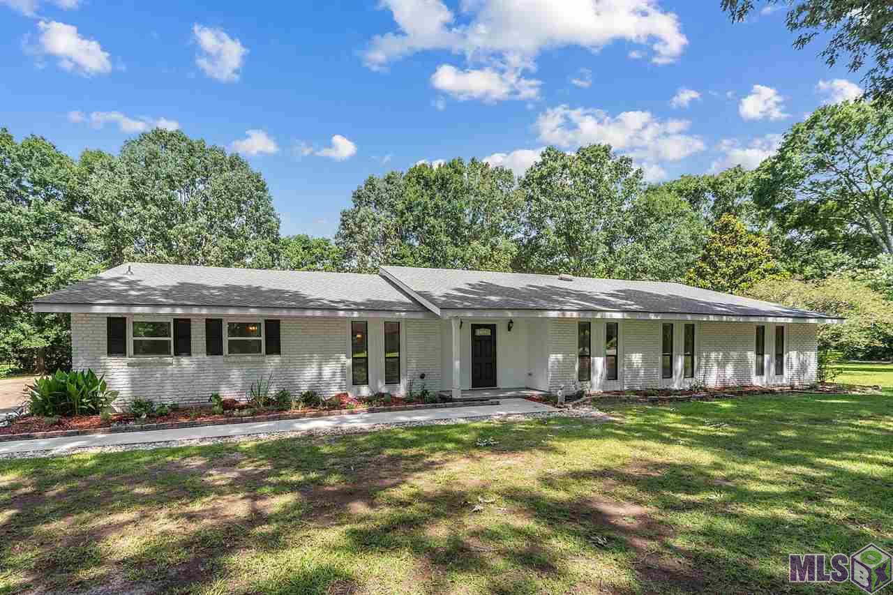 Homes for sale in Zachary, LA | 4891 Lakewood Dr, Zachary, LA 70791 | MLS# BR2021008611