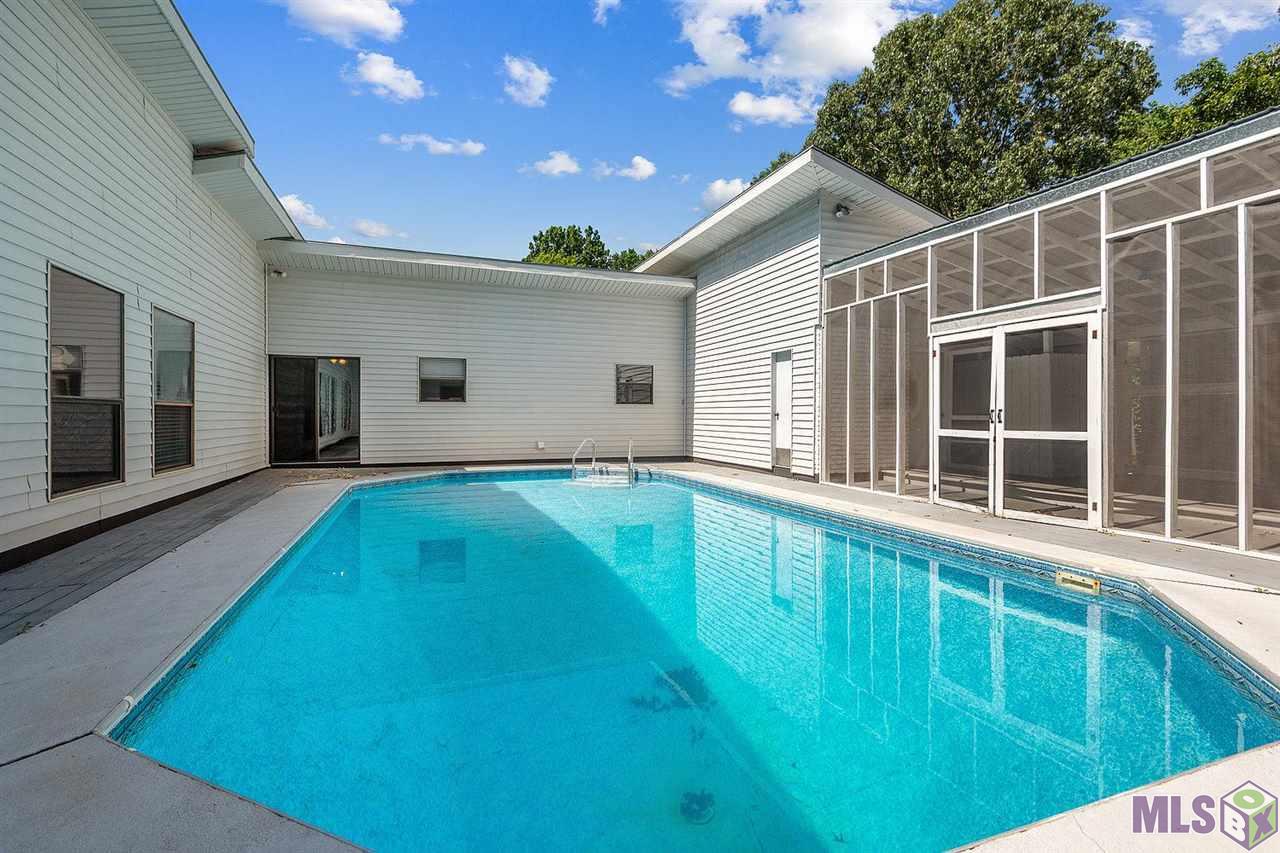 Homes for sale in Zachary, LA | 4891 Lakewood Dr, Zachary, LA 70791 | MLS# BR2021008611