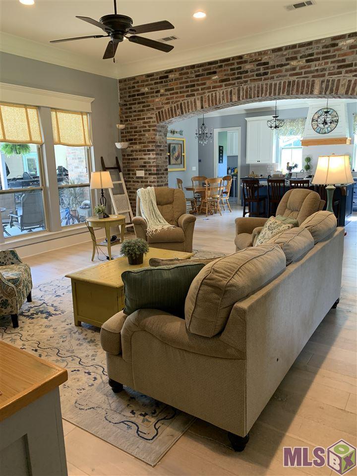 Homes for sale in Zachary, LA | 10701 Mccullough Rd, Zachary, LA 70791 | MLS# BR2021013214