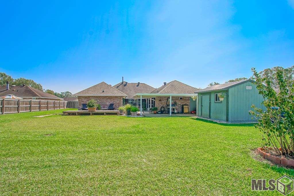 Homes for sale in Denham Springs, LA | 911 Maywood Dr, Denham Springs, LA 70726 | MLS# BR2021014316