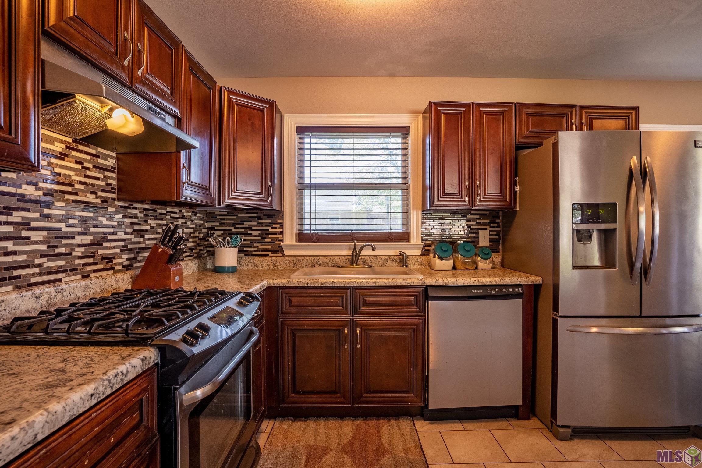 Homes for sale in Denham Springs, LA | 2001 Carolyn Ave, Denham Springs, LA 70726 | MLS# BR2022005238