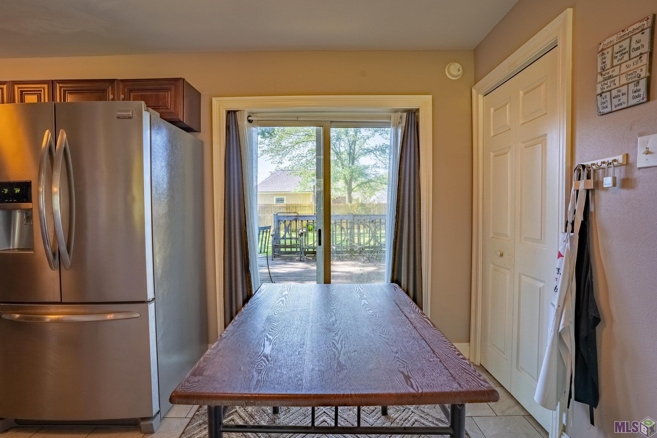 Homes for sale in Denham Springs, LA | 2001 Carolyn Ave, Denham Springs, LA 70726 | MLS# BR2022005238