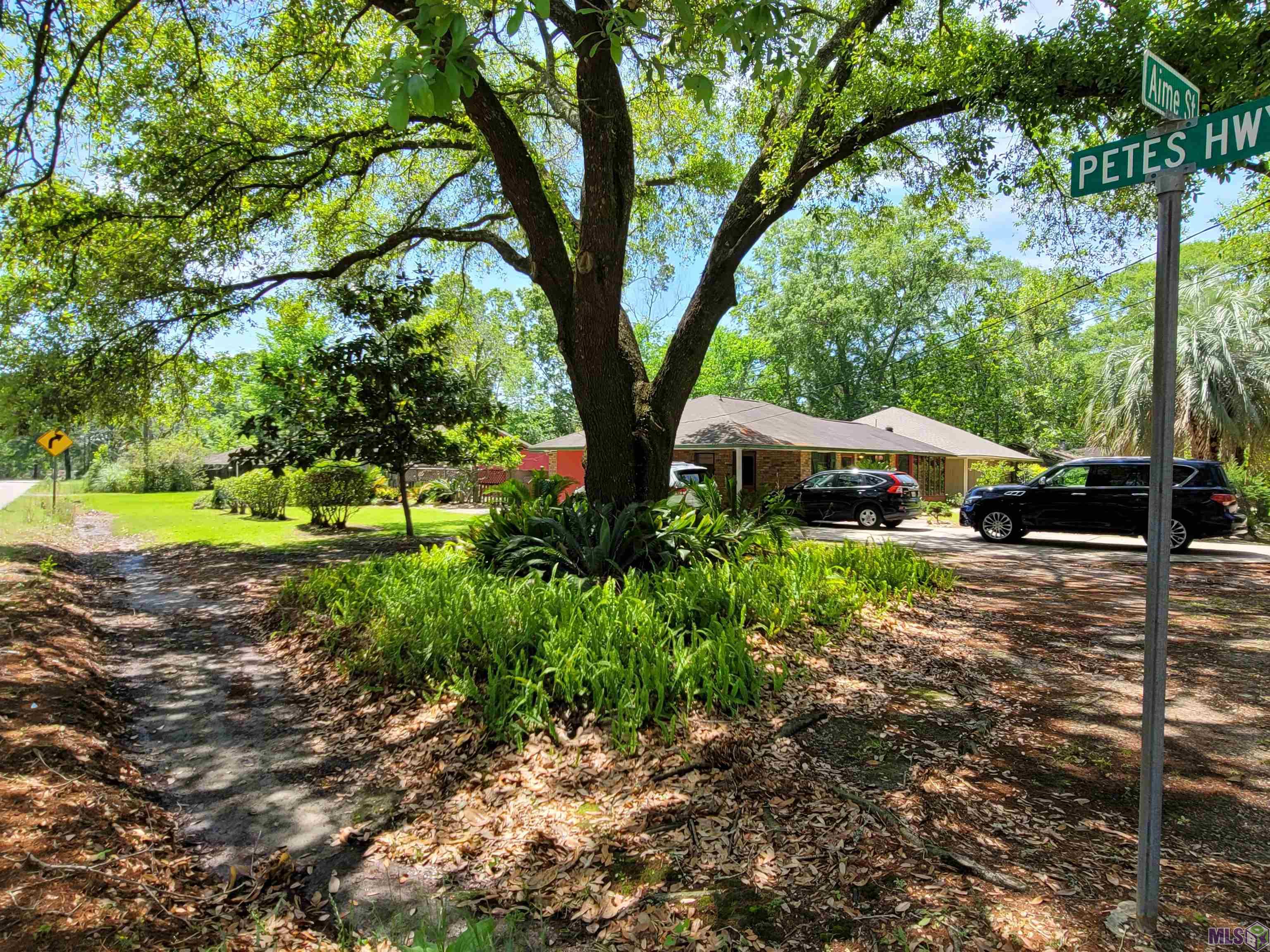 Homes for sale in Denham Springs, LA | 931 Aime St, Denham Springs, LA 70726 | MLS# BR2022005629