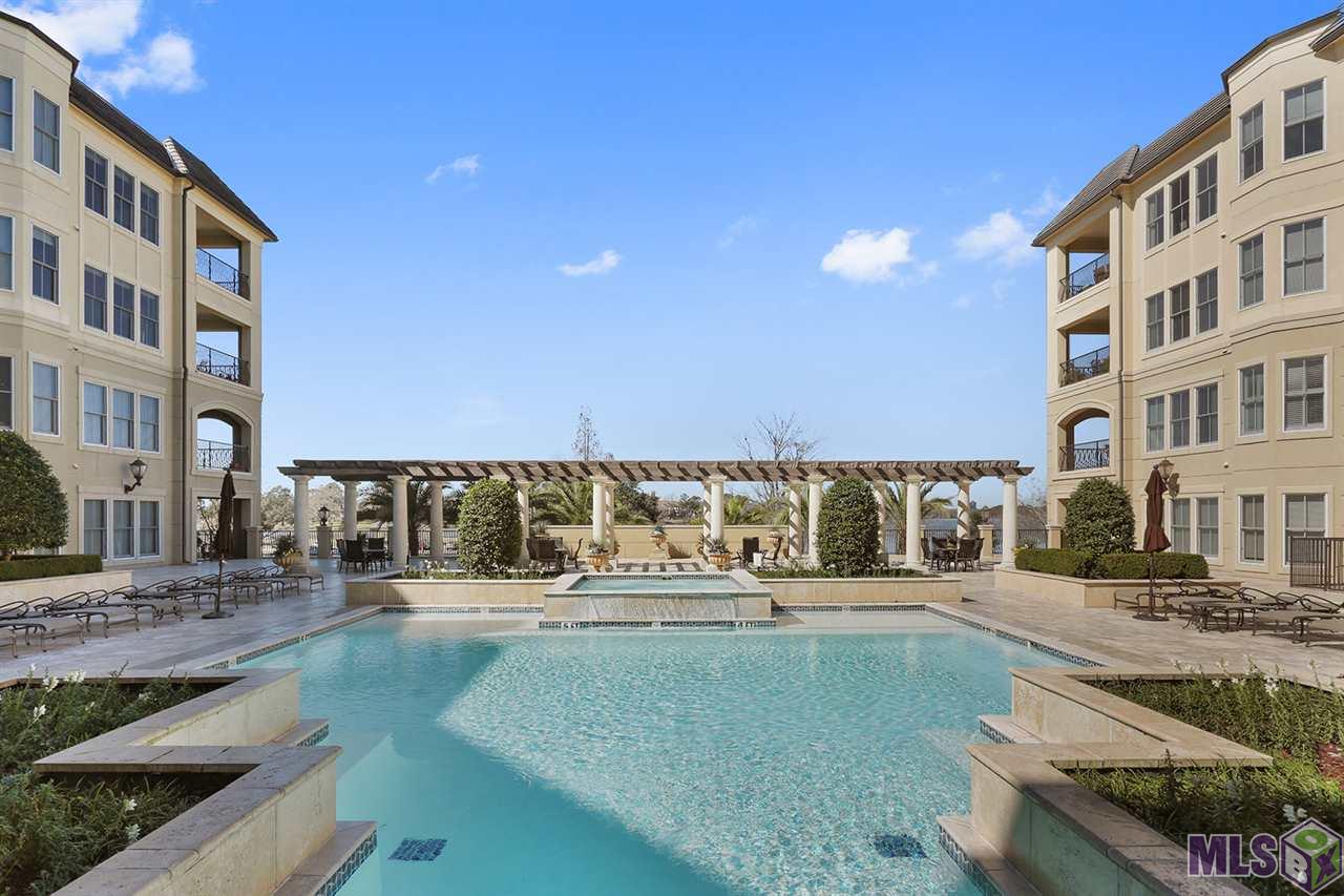 Baton Rouge Condos at Crescent at University Lake