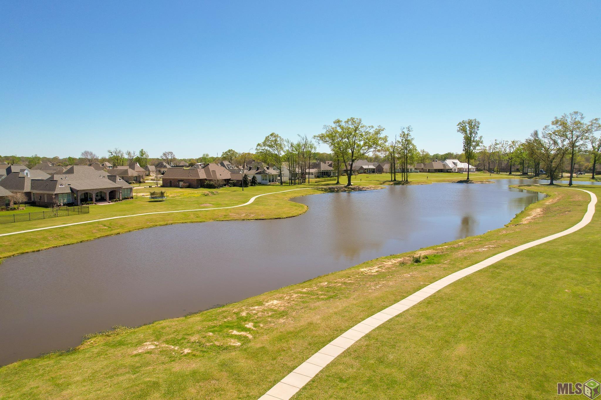 Homes for sale in Zachary, LA | 61 Rue Lierre, Zachary, LA 70791 | MLS# BR2024004919