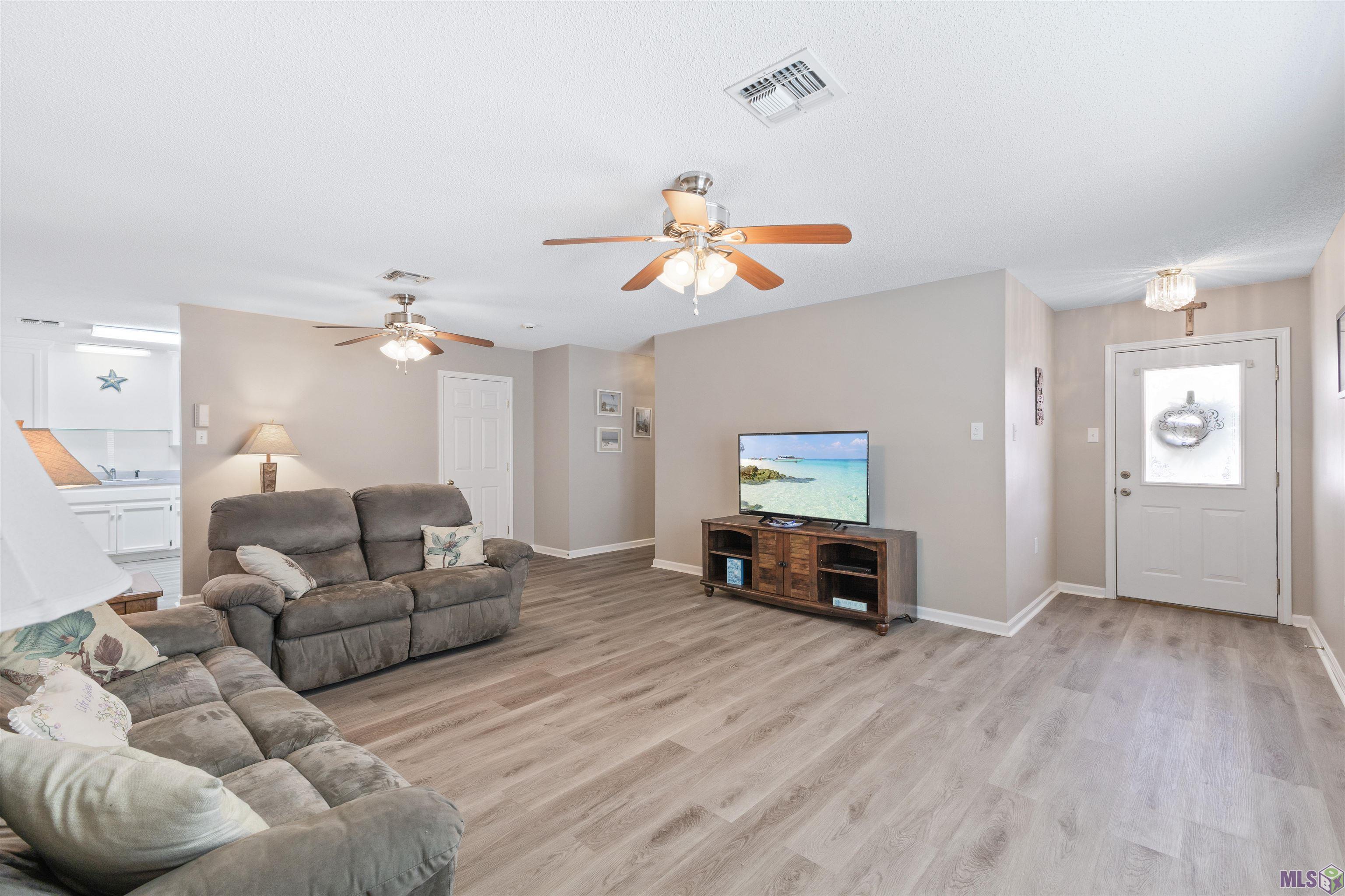 Homes for sale in Houma, LA | 510 North French Quarter Dr, Houma, LA 70364 | MLS# BY2024008925