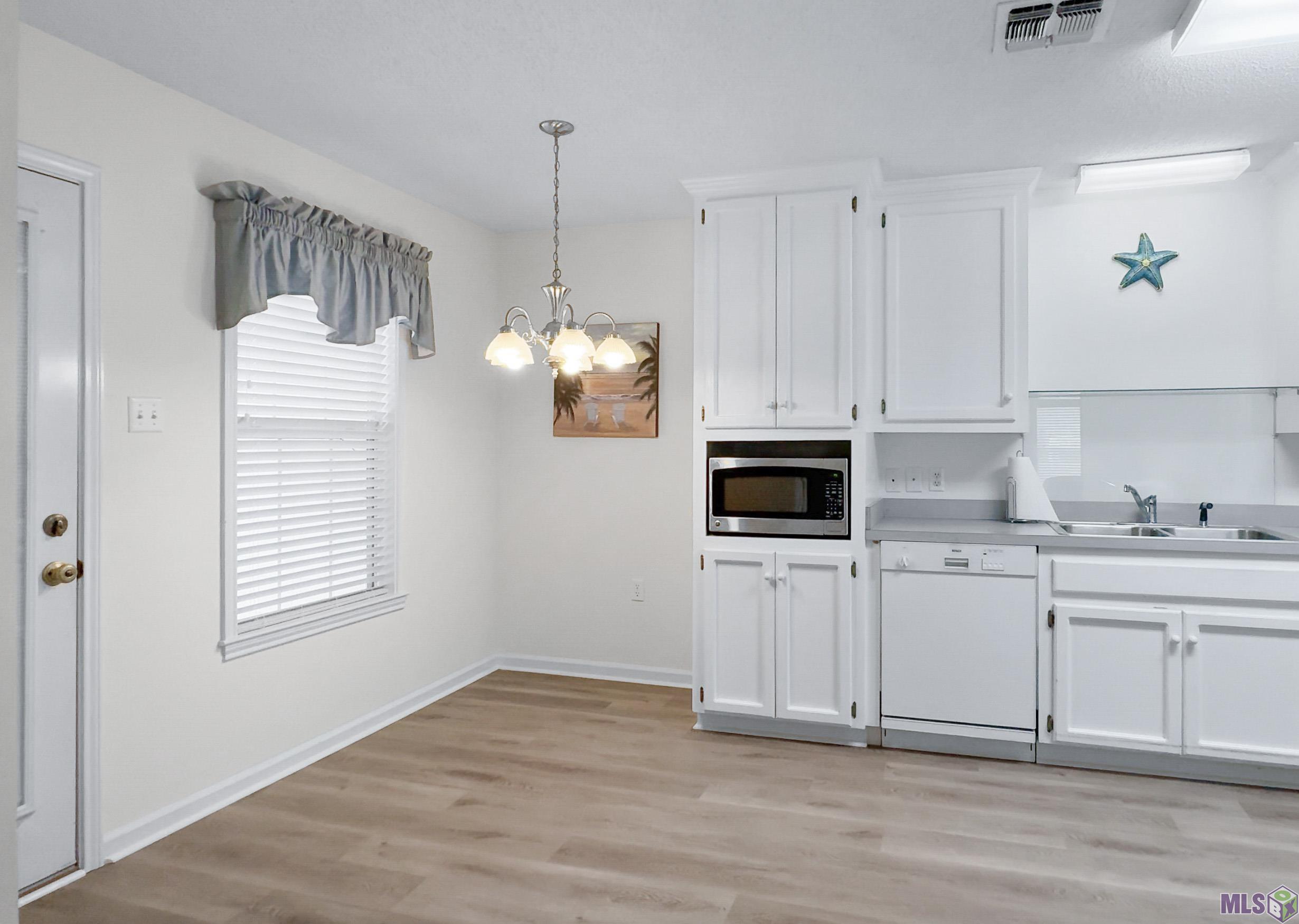 Homes for sale in Houma, LA | 510 North French Quarter Dr, Houma, LA 70364 | MLS# BY2024008925