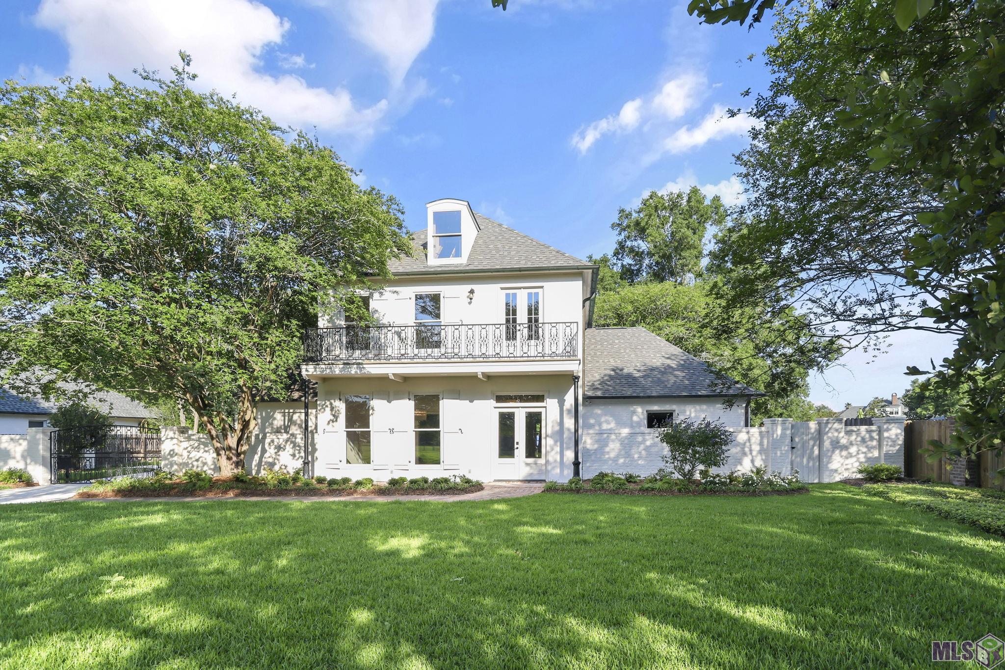 Homes for sale in Baton Rouge, LA | 18919 St Clare Dr, Baton Rouge, LA 70810 | MLS# BR2024009496