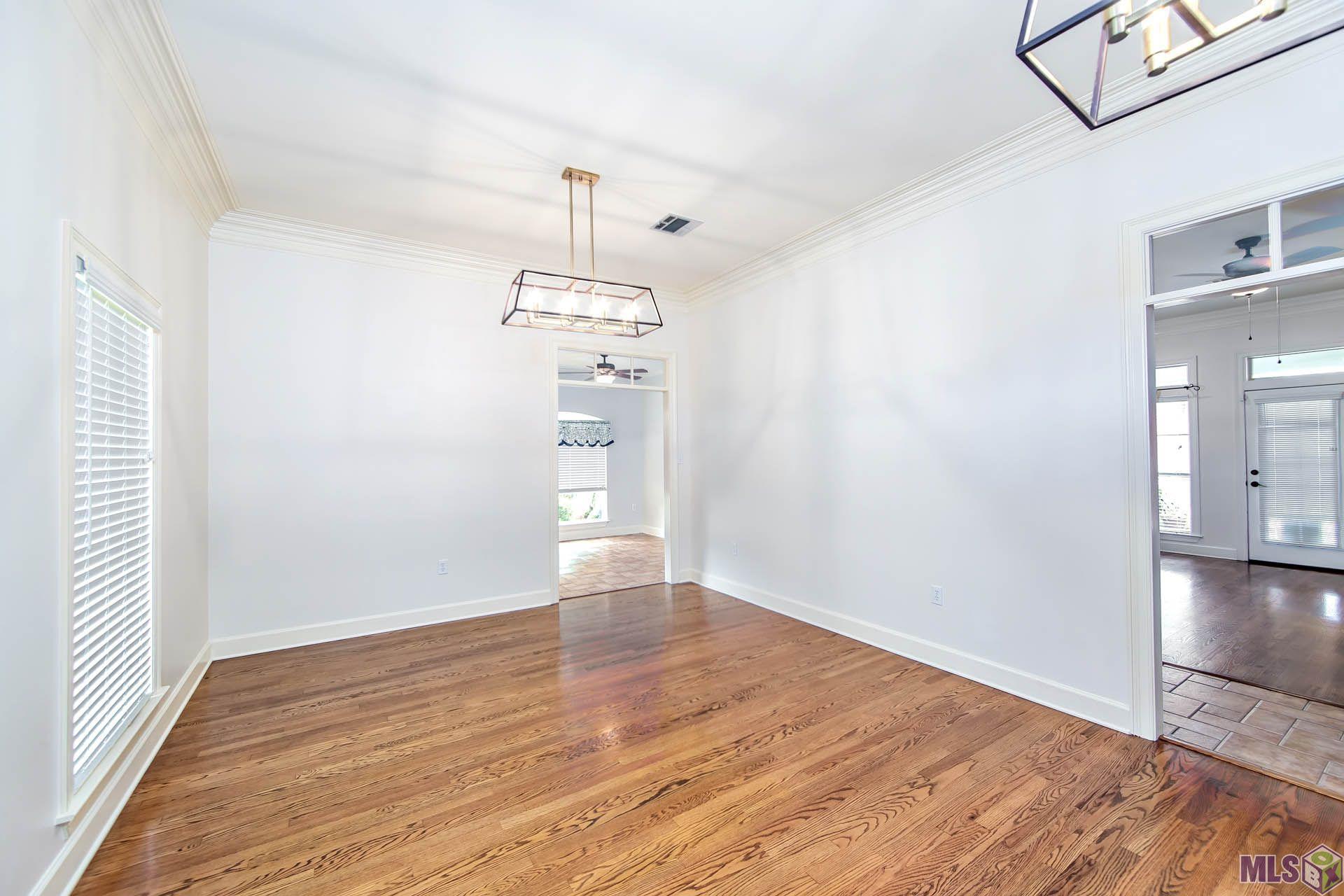 Homes for sale in Thibodaux, LA | 210 Davis Dr, Thibodaux, LA 70301 | MLS# BY2024014401