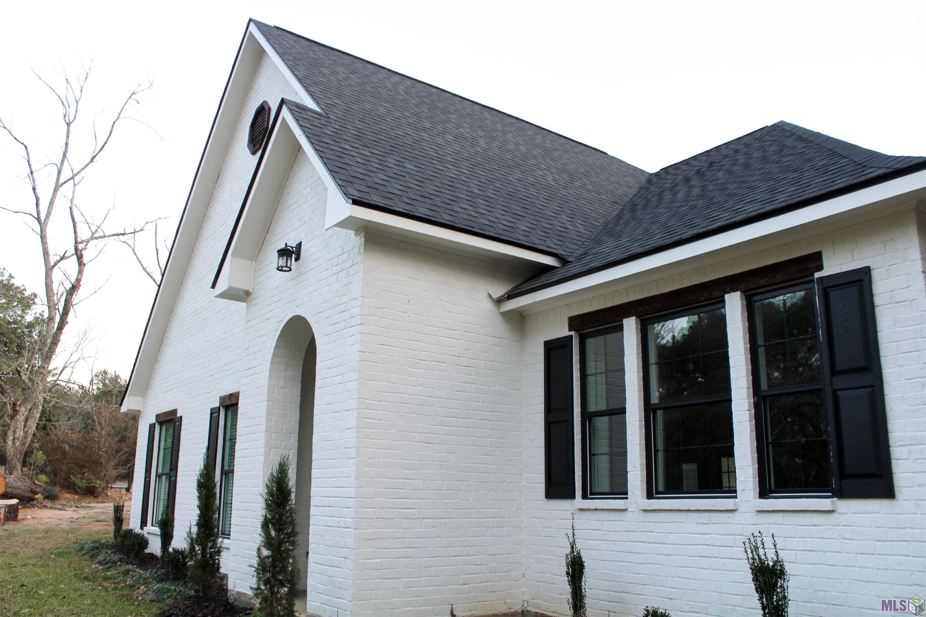 Homes for sale in Clinton, LA | 11248 Toler St, Clinton, LA 70722 | MLS# BR2024015401