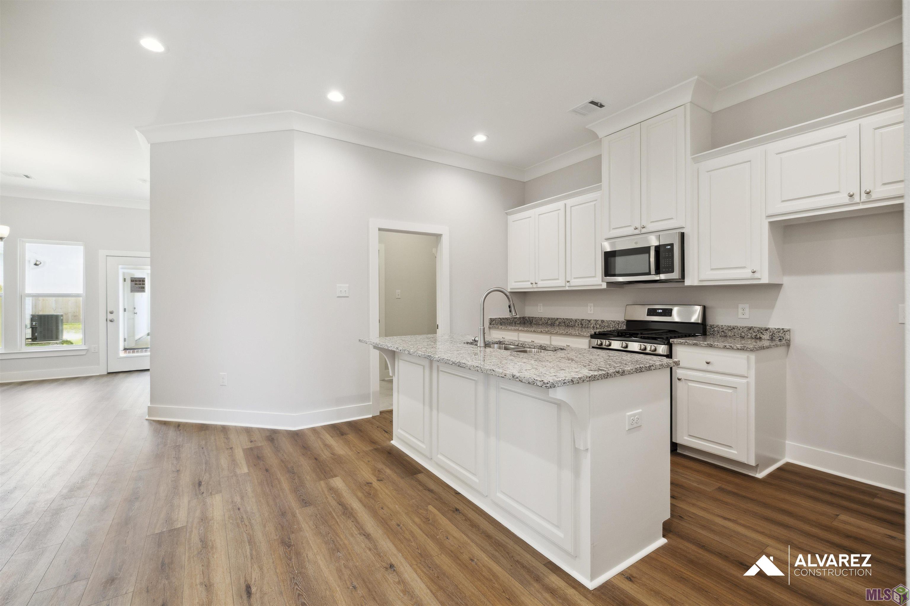 Homes for sale in Baton Rouge, LA | 16153 Chancel Ave #B2, Baton Rouge, LA 70816 | MLS# BR2024018097