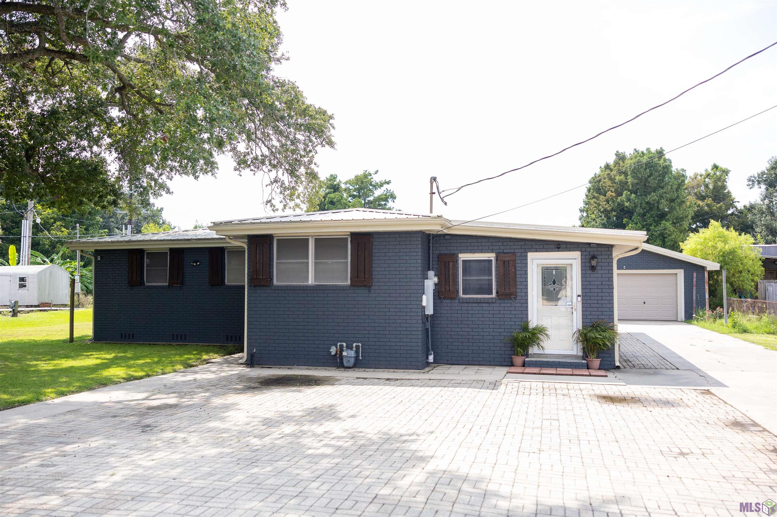 Homes for sale in Larose, LA | 224 Ledet Ln, Larose, LA 70373 | MLS# BY2024020044