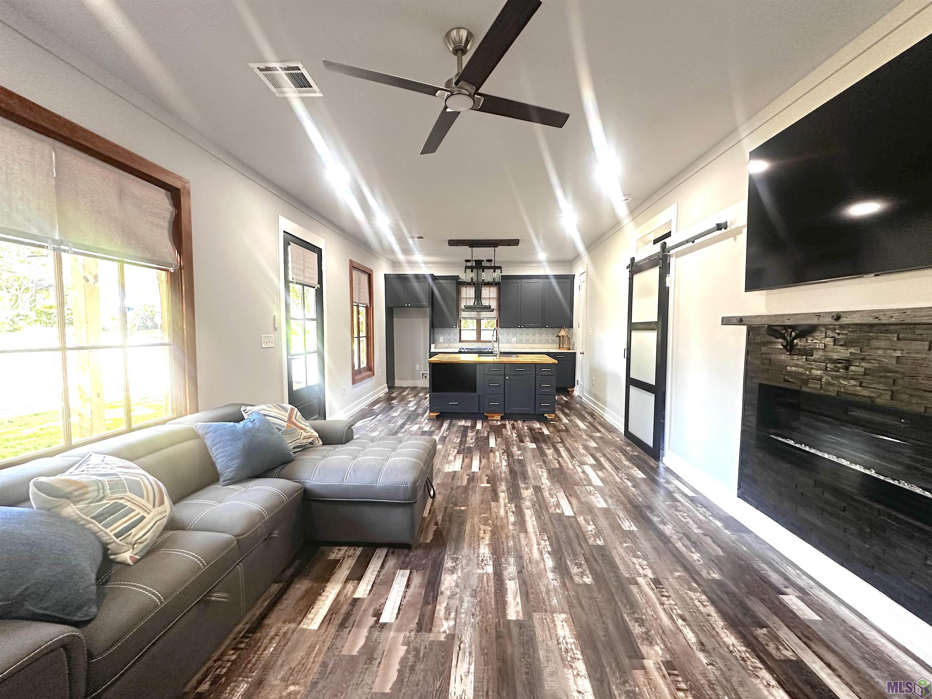 Homes for sale in Baton Rouge, LA | 2513 Jura St, Baton Rouge, LA 70806 | MLS# BR2024021306