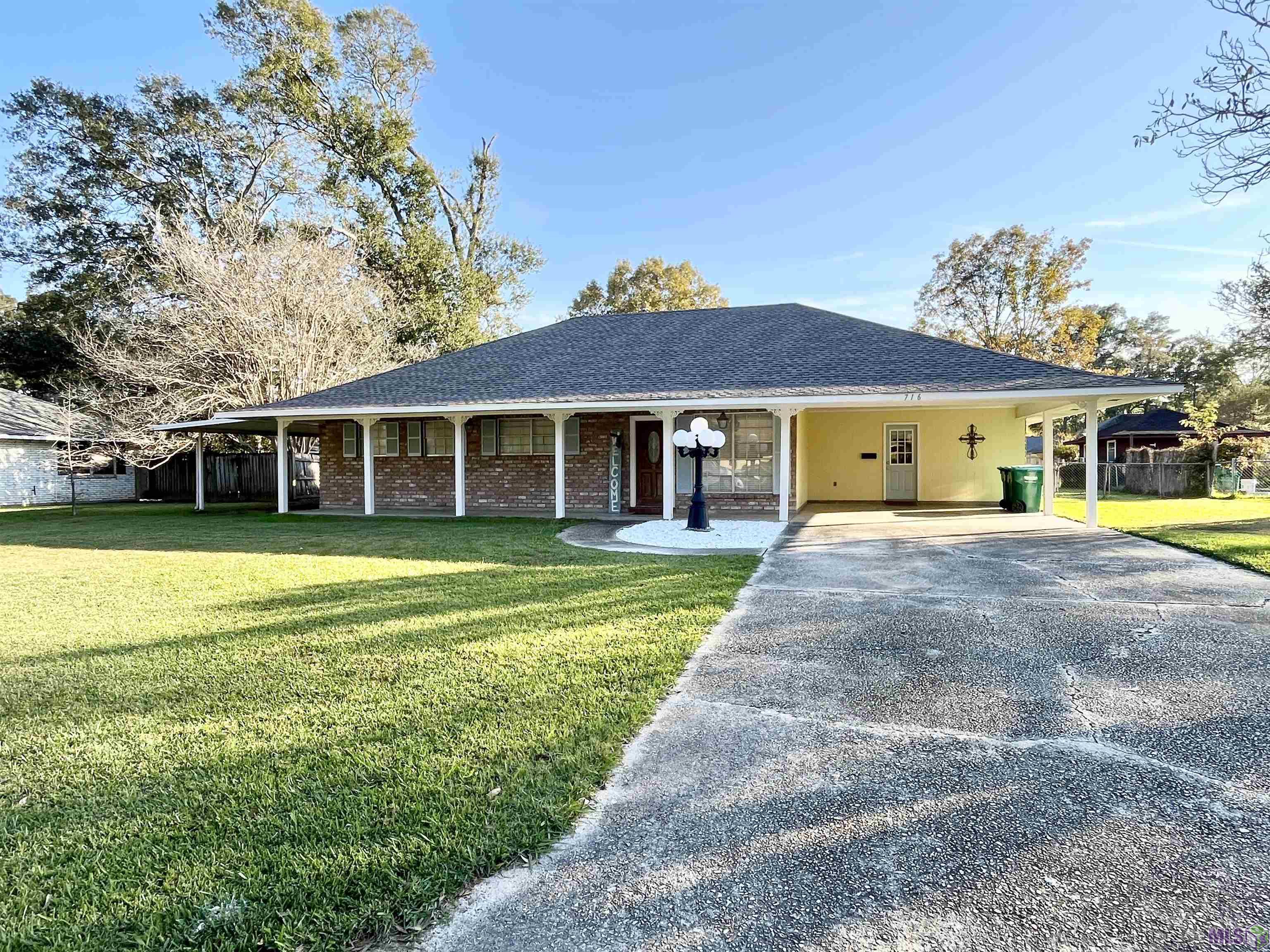 Homes for sale in Denham Springs, LA | 716 Dawes Dr, Denham Springs, LA 70726 | MLS# BR2024021991