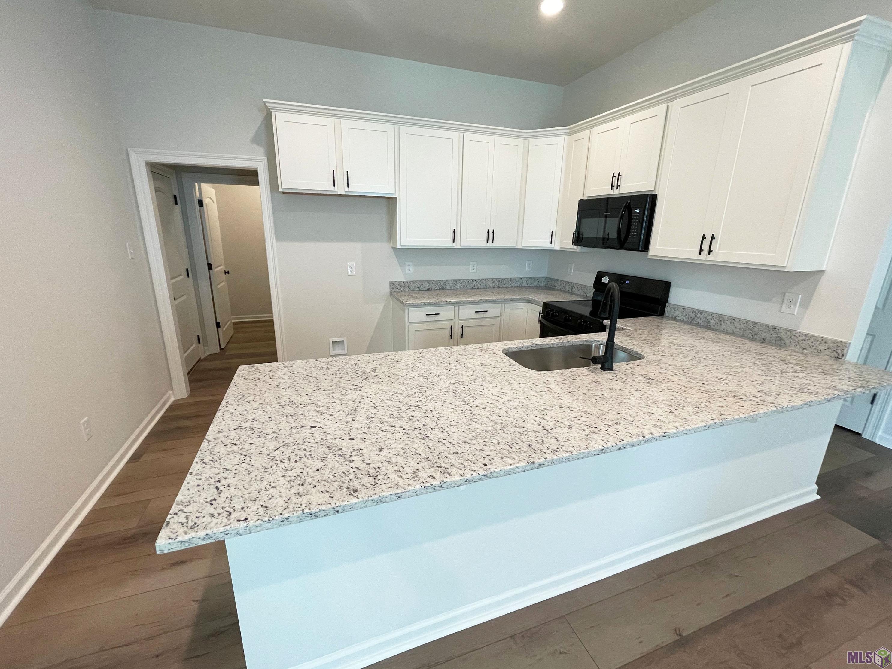 Homes for sale in Denham Springs, LA | 28246 Moreau Dr, Denham Springs, LA 70726 | MLS# BR2025001570