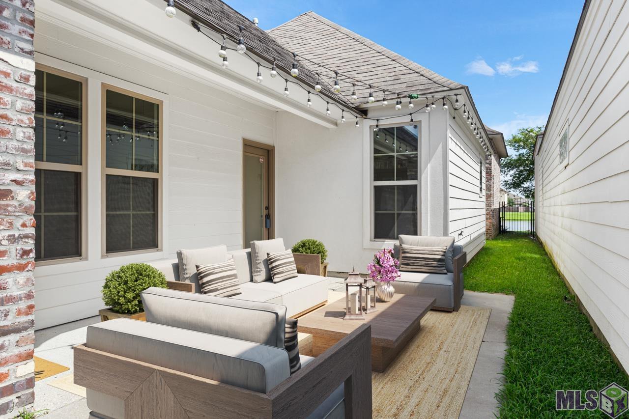 Homes for sale in Baton Rouge, LA | 3127 Cypress View Ln, Baton Rouge, LA 70810 | MLS# BR2025001920