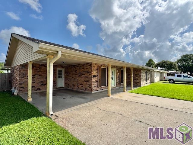Homes for sale in Houma, LA | 515 Douglas Dr, Houma, LA 70364 | MLS# BY2025002108
