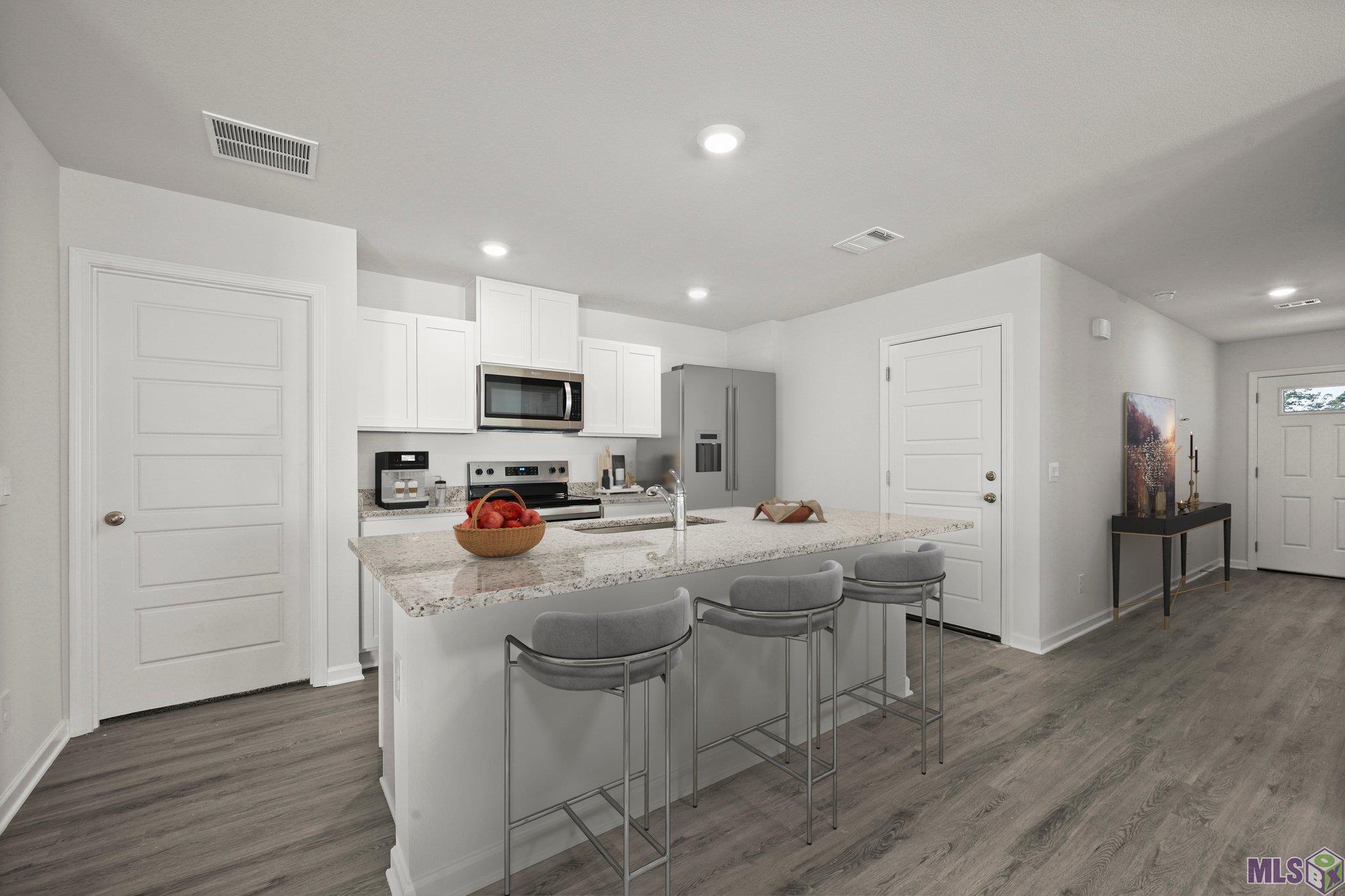 Homes for sale in Denham Springs, LA | 12916 Bay Leaf Dr, Denham Springs, LA 70706 | MLS# BR2025002418