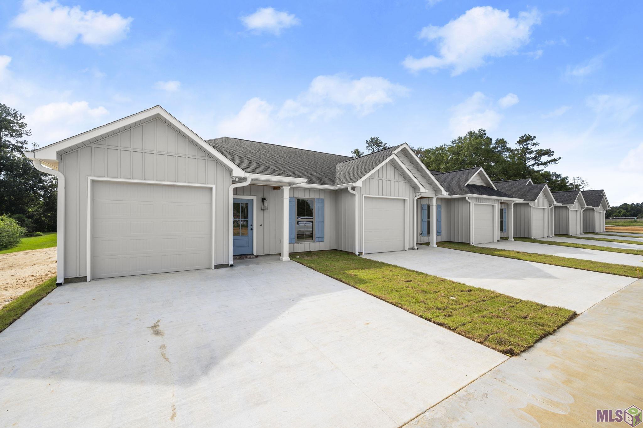Homes for sale in Denham Springs, LA | 8007 Arnold Rd #3D, Denham Springs, LA 70726 | MLS# BR2025002588