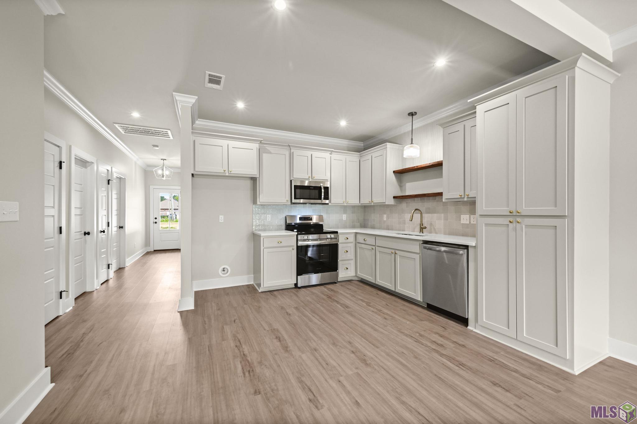 Homes for sale in Denham Springs, LA | 8007 Arnold Rd #3D, Denham Springs, LA 70726 | MLS# BR2025002588