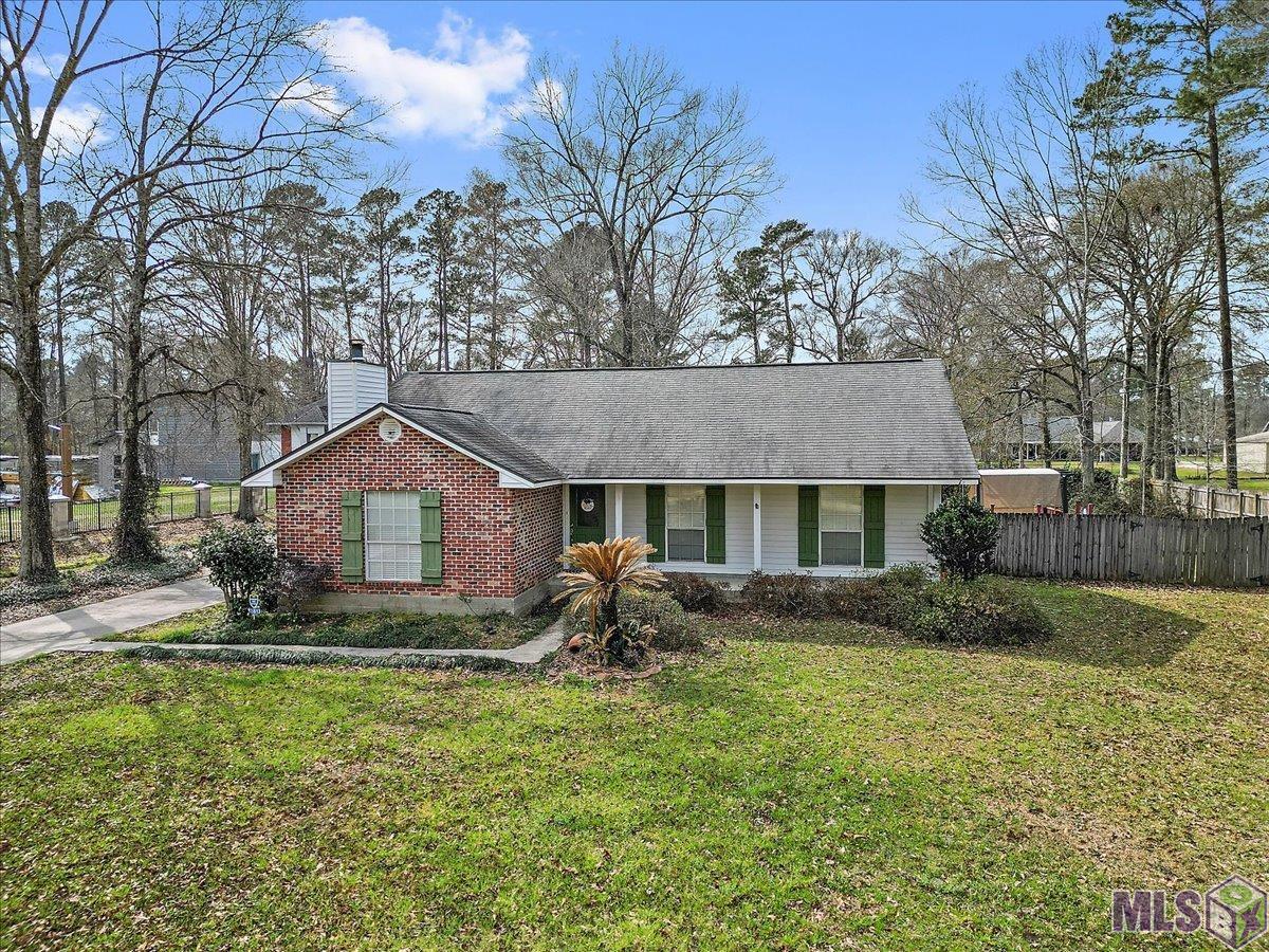 Homes for sale in Denham Springs, LA | 26613 Todd Dr, Denham Springs, LA 70726 | MLS# BR2025003671