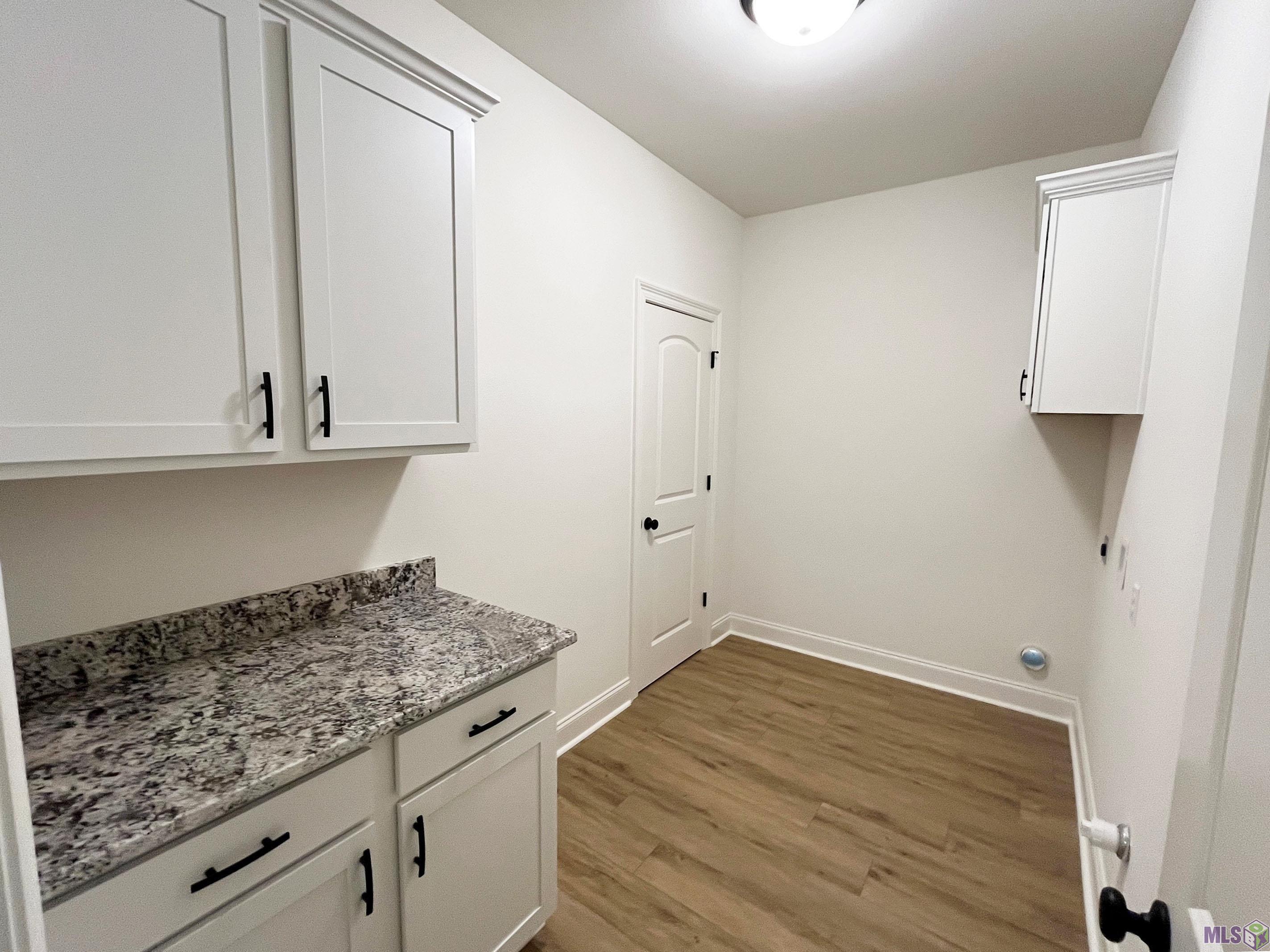 Homes for sale in Luling, LA | 137 Olivia Dr, Luling, LA 70070 | MLS# NO2025003735