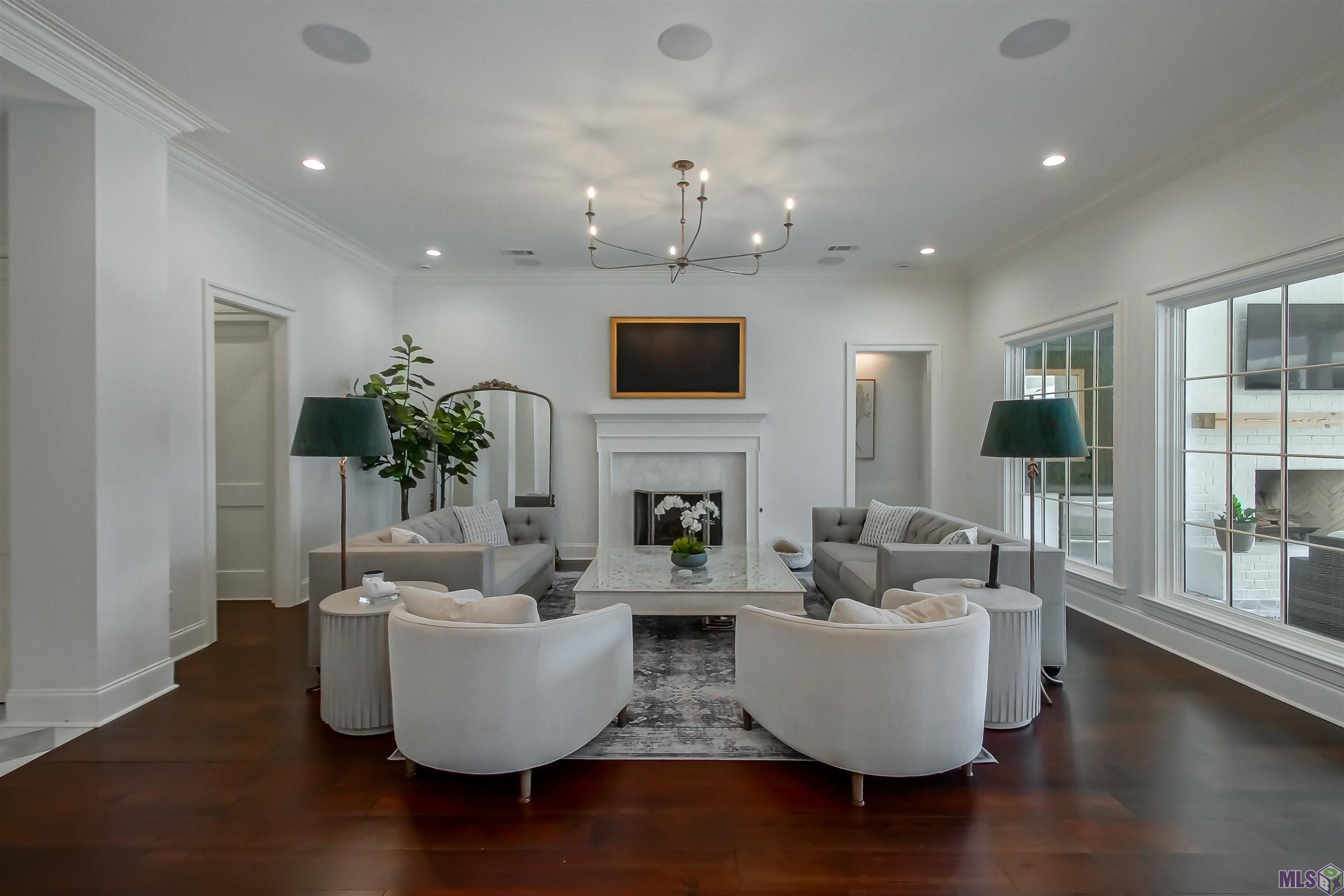 Homes for sale in Baton Rouge, LA | 1932 Glenmore Ave, Baton Rouge, LA 70808 | MLS# BR2025003937