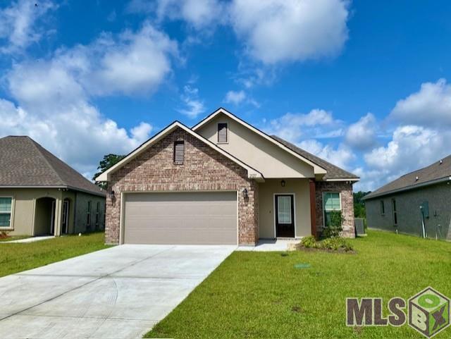 Homes for sale in Denham Springs, LA | 23217 Harlington Dr, Denham Springs, LA 70726 | MLS# BR2025003984